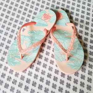 Like New Reef Sandals